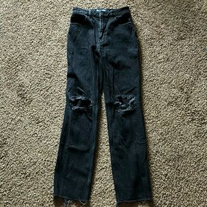 Hollister Ultra High-Rise ‘90S Vintage Straight